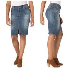 Signature By Levi Strauss Misses Pencil Skirt